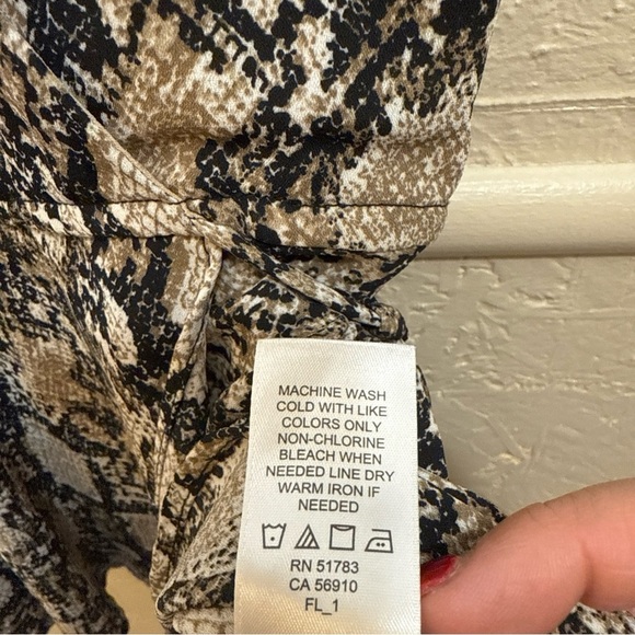 Maurice’s Snake Print Faux Wrap Camisole Spaghetti Strap Peplum Tank Medium - Picture 7 of 7